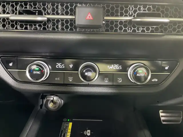 ホンダ ＺＲ－Ｖ ハイブリッド e:HEV Z ブラックスタイル 神奈川県 2024(令6)年 1.3万km ミッドナイトブルービームM 純正9型ナビゲーション/AM FM フルセグ Bluetooth AppleCarPlay /マルチビューカメラ/BOSEサウンド/ホンダセンシング/アダプティブクルーズコントロール/シートヒーター/パワーシート/ETC/ドライブレコーダー/純正フロアマット/パワーバックドア/スマートキー/LEDヘッドライト/オートライト/オートマチックハイビーム/純正18インチアルミホイル/ドアバイザー/置くだけ充電