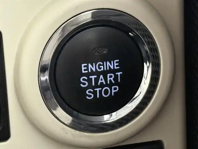 ダイハツ ムーヴ キャンバス X ブラックアクセント リミテッド SAⅢ 愛知県 2020(令2)年 2.6万km 茶 HDDナビ/パノラマモニター/両側パワースライドドア/衝突回避支援ブレーキ機能/フルセグTV/Bluetooth/CD/DVD再生/スマートキー/プッシュスタート/電動格納ミラー/オートライト