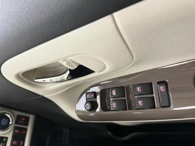 ダイハツ ムーヴ キャンバス X ブラックアクセント リミテッド SAⅢ 愛知県 2020(令2)年 2.6万km 茶 HDDナビ/パノラマモニター/両側パワースライドドア/衝突回避支援ブレーキ機能/フルセグTV/Bluetooth/CD/DVD再生/スマートキー/プッシュスタート/電動格納ミラー/オートライト