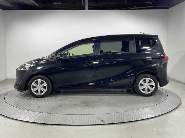 トヨタ シエンタ G セーフティエディション 広島県 2020(令2)年 3.7万km ブラックマイカ 禁煙車/純正９型ナビ/全周囲カメラ/シートヒーター/両側パワースライドドア/ステアリングヒーター/ＥＴＣ２．０/前後ドラレコ/フルセグ/オートマチックハイビーム/レーンキープアシスト/衝突被害軽減/踏み間違い防止/純正15インチホイールキャップ(185/60/R15)/エアバッグ(運転席/助手席)