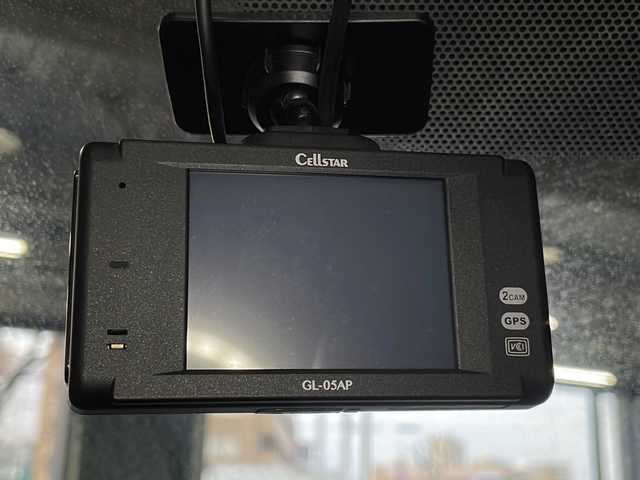 トヨタ シエンタ G セーフティエディション 広島県 2020(令2)年 3.7万km ブラックマイカ 禁煙車/純正９型ナビ/全周囲カメラ/シートヒーター/両側パワースライドドア/ステアリングヒーター/ＥＴＣ２．０/前後ドラレコ/フルセグ/オートマチックハイビーム/レーンキープアシスト/衝突被害軽減/踏み間違い防止/純正15インチホイールキャップ(185/60/R15)/エアバッグ(運転席/助手席)