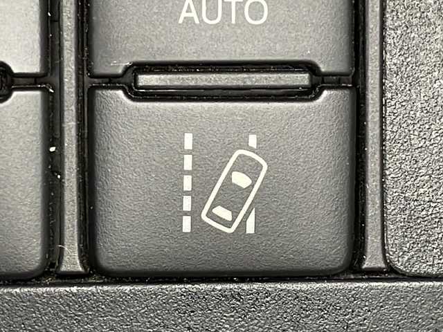 トヨタ シエンタ G セーフティエディション 広島県 2020(令2)年 3.7万km ブラックマイカ 禁煙車/純正９型ナビ/全周囲カメラ/シートヒーター/両側パワースライドドア/ステアリングヒーター/ＥＴＣ２．０/前後ドラレコ/フルセグ/オートマチックハイビーム/レーンキープアシスト/衝突被害軽減/踏み間違い防止/純正15インチホイールキャップ(185/60/R15)/エアバッグ(運転席/助手席)