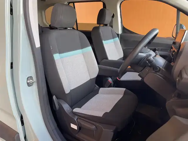 シトロエン ベルランゴ フィール 愛知県 2020(令2)年 6.3万km 緑 ワンオーナー/純正ディスプレイオーディオ/サイドカメラ/バックカメラ/AppleCarPlay /アクティブクルーズコントロール/ブラインドスポットアシスト/レーンキープアシスト/ETC/純正16インチアルミ/社外アルミ付スタッドレスタイヤ有/ドラレコ