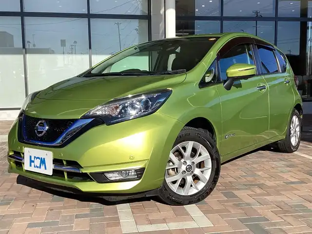 日産 ノート e－パワー メダリスト FOUR 三重県 2019(平31)年 5.8万km オリーブグリーン 衝突軽減ブレーキ/純正ナビ/フルセグ/Bluetooth/DVD再生/録音機能/アラウンドビューモニター/LEDヘッドライト/フォグライト/デジタルインナーミラー/インテリジェントキー/プッシュスタート/ハーフレザーシート/ドライブレコーダー