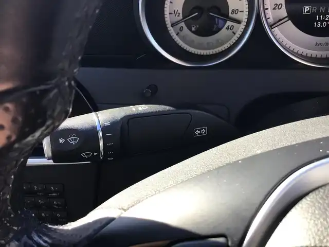 メルセデス・ベンツ Ｃ１８０ 福井県 2013(平25)年 4.7万km オブシディアンブラック 純正ナビ/17インチメルセデスアルミ/HIDヘッドランプ/プッシュスタート/ETC/レーダー探知機/ハーフレザー/前席パワーシート/オートライト/スマートキー2/クルーズコントロール