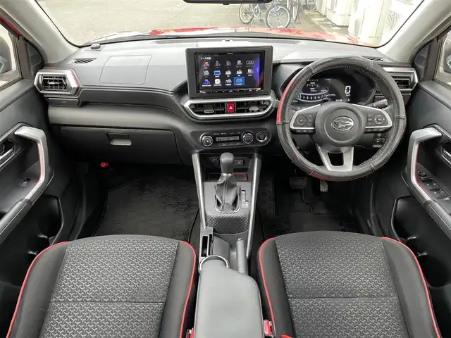 ダイハツ ロッキー G 佐賀県 2020(令2)年 6.2万km コンパーノレッド 9型SDナビ/・フルセグTV/Bluetooth/DVD/USB/SD/全周囲カメラ/USBポート/アダプティブクルーズコントロール/前席シートヒーター/前後ドライブレコーダー/ステアリングリモコン/プッシュスタート/スマートキー/コーナーセンサー/純正LEDヘッドライト/フロントフォグライト/純正17インチアルミ/社外フロアマット/ETC/スマートアシストIII/・衝突警報・機能（対車両・対歩行者［昼夜］）／衝突回避支援ブレーキ機能（対車両・対歩行者［昼夜］）/・ブレーキ制御付誤発進抑制機能/・車線逸脱警報機能／車線逸脱抑制制御機能/・ふらつき警報/・路側逸脱警報機能/・先行車発進お知らせ機能/・標識認識機能/・AHB（オートハイビーム）/・LKC（レーンキープコントロール）