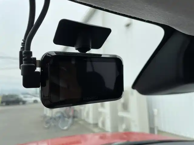 ダイハツ ロッキー G 佐賀県 2020(令2)年 6.2万km コンパーノレッド 9型SDナビ/・フルセグTV/Bluetooth/DVD/USB/SD/全周囲カメラ/USBポート/アダプティブクルーズコントロール/前席シートヒーター/前後ドライブレコーダー/ステアリングリモコン/プッシュスタート/スマートキー/コーナーセンサー/純正LEDヘッドライト/フロントフォグライト/純正17インチアルミ/社外フロアマット/ETC/スマートアシストIII/・衝突警報・機能（対車両・対歩行者［昼夜］）／衝突回避支援ブレーキ機能（対車両・対歩行者［昼夜］）/・ブレーキ制御付誤発進抑制機能/・車線逸脱警報機能／車線逸脱抑制制御機能/・ふらつき警報/・路側逸脱警報機能/・先行車発進お知らせ機能/・標識認識機能/・AHB（オートハイビーム）/・LKC（レーンキープコントロール）