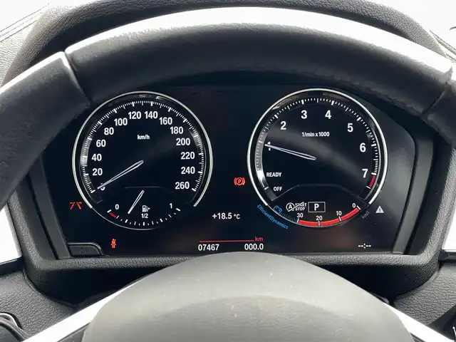 ＢＭＷ Ｘ２ xDrive20i 山梨県 2018(平30)年 0.8万km グレイシャーシルバー ワンオーナー/純正HDDナビ/　（CD/DVD/Bluetooth）/バックカメラ/インテリジェントセーフティ/前後PDC/黒革/シートヒーター/電動リアゲート/ETC/LEDヘッドライト/純正17インチAW