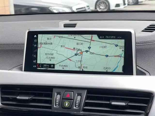 ＢＭＷ Ｘ２ xDrive20i 山梨県 2018(平30)年 0.8万km グレイシャーシルバー ワンオーナー/純正HDDナビ/　（CD/DVD/Bluetooth）/バックカメラ/インテリジェントセーフティ/前後PDC/黒革/シートヒーター/電動リアゲート/ETC/LEDヘッドライト/純正17インチAW
