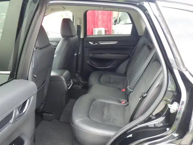 マツダ ＣＸ－５ 20S ブラックトーンED 千葉県 2023(令5)年 2.6万km ジェットブラックマイカ i-ACTIVSENSE/・スマートシティブレーキサポート/・ブラインドスポットモニタリング/・レーンキープ・アシスト・システム/・レーダークルーズコントロール/アクティブ・ドライビング・ディスプレイ/i-stop/純正SDナビ/地デジTV/【Bluetooth接続】/360°ビュー・モニター/革巻きステアリング/ステアリングスイッチ/運転席パワーシート/ハーフレザーシート/前席シートヒーター/ETC/LEDヘッドライト/ウインカーミラー/コーナーセンサー/純正19インチアルミホイル/サイド/カーテンエアバッグ/アドバンストキーレスエントリー