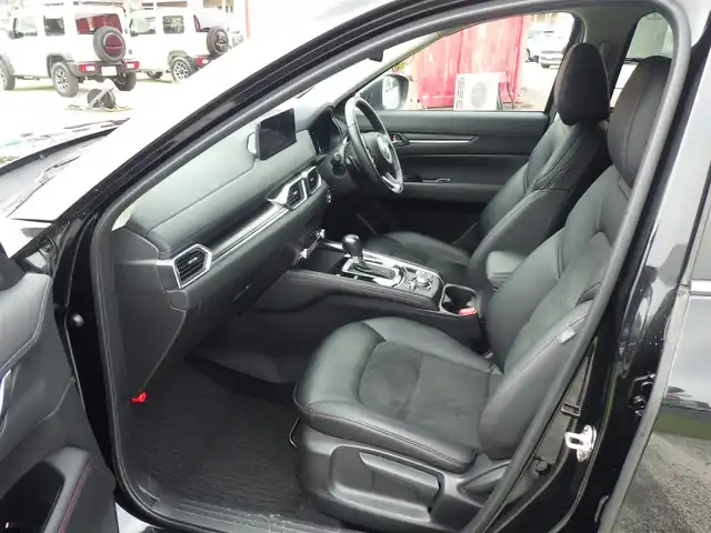 マツダ ＣＸ－５ 20S ブラックトーンED 千葉県 2023(令5)年 2.6万km ジェットブラックマイカ i-ACTIVSENSE/・スマートシティブレーキサポート/・ブラインドスポットモニタリング/・レーンキープ・アシスト・システム/・レーダークルーズコントロール/アクティブ・ドライビング・ディスプレイ/i-stop/純正SDナビ/地デジTV/【Bluetooth接続】/360°ビュー・モニター/革巻きステアリング/ステアリングスイッチ/運転席パワーシート/ハーフレザーシート/前席シートヒーター/ETC/LEDヘッドライト/ウインカーミラー/コーナーセンサー/純正19インチアルミホイル/サイド/カーテンエアバッグ/アドバンストキーレスエントリー