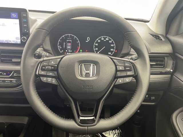 ホンダ ＷＲ－Ｖ Z+ ブラックスタイル 愛知県 2025(令7)年 0.1千km プラチナホワイトパール 登録済未使用車/衝突被害軽減ブレーキ/純正9インチディスプレイオーディオナビ（あり）/レーダークルーズコントロール/フルセグTV/Bluetooth/バックカメラ/コーナーセンサー/純正アルミホイール/ルーフレール/LEDヘッドライト/パドルシフト/オートマチックハイビーム/ステアリングスイッチ/スマートキー/プッシュスタート