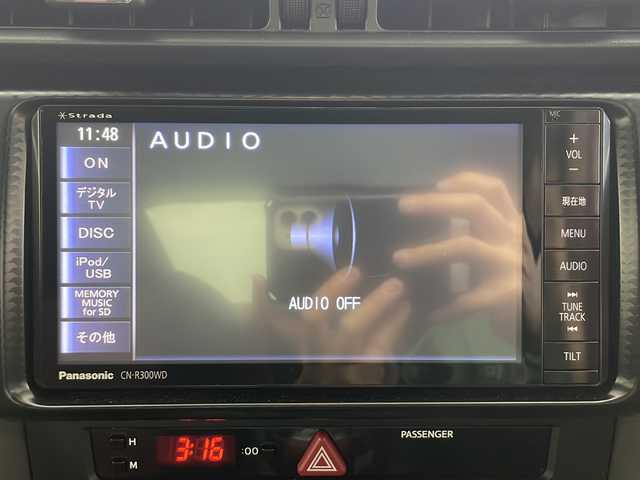 トヨタ ８６ GT 秋田県 2014(平26)年 3.4万km サテンホワイトパール 社外クロススピード19インチアルミホイール/ストラーダナビ/（AM/FM/CD/DVD/BT）/フルセグTV/TRDエアロ/TRDトランクスポイラー/BLITZ車高調/クロスフロントタワーバー/HKSマフラー/ETC/プッシュスタート/スマートキー/スペアキー/オートライト/フォグランプ/HIDヘッドライト/純正フロアマット/電格ミラー/革巻きステアリング/サイド＆カーテンエアバック