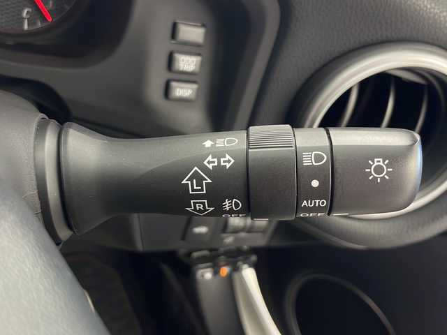 トヨタ ８６ GT 秋田県 2014(平26)年 3.4万km サテンホワイトパール 社外クロススピード19インチアルミホイール/ストラーダナビ/（AM/FM/CD/DVD/BT）/フルセグTV/TRDエアロ/TRDトランクスポイラー/BLITZ車高調/クロスフロントタワーバー/HKSマフラー/ETC/プッシュスタート/スマートキー/スペアキー/オートライト/フォグランプ/HIDヘッドライト/純正フロアマット/電格ミラー/革巻きステアリング/サイド＆カーテンエアバック