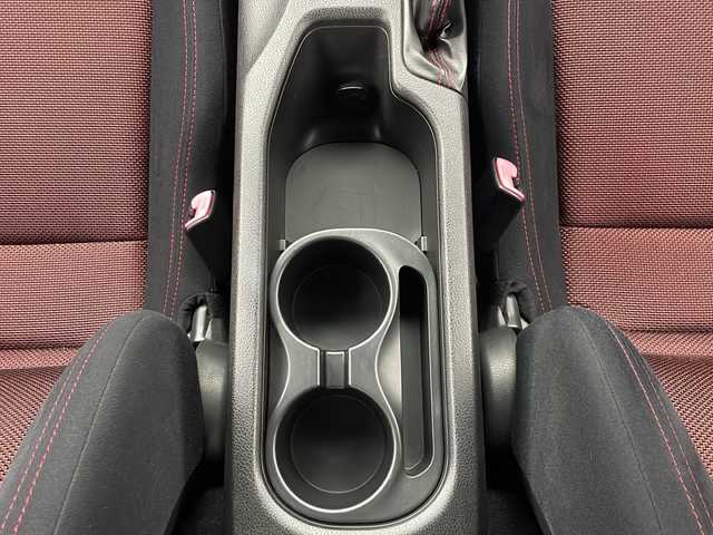 トヨタ ８６ GT 秋田県 2014(平26)年 3.4万km サテンホワイトパール 社外クロススピード19インチアルミホイール/ストラーダナビ/（AM/FM/CD/DVD/BT）/フルセグTV/TRDエアロ/TRDトランクスポイラー/BLITZ車高調/クロスフロントタワーバー/HKSマフラー/ETC/プッシュスタート/スマートキー/スペアキー/オートライト/フォグランプ/HIDヘッドライト/純正フロアマット/電格ミラー/革巻きステアリング/サイド＆カーテンエアバック