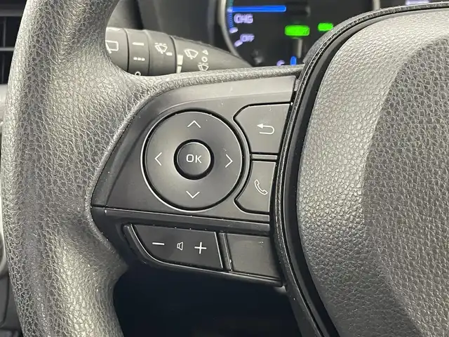 トヨタ ＲＡＶ４ ハイブリットX 埼玉県 2019(平31)年 4.2万km ホワイトパールクリスタルシャイン 純正９インチナビ　バックカメラ　ＢＳＭ　ＥＴＣ２．０　ＬＥＤヘッドライト　セーフティセンス　レーダークルーズコントロール　ドライブレコーダー　ＨＤＭＩ　コーナーセンサー　プッシュスタート