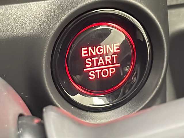 ホンダ Ｎ ＢＯＸ カスタム ターボ 千葉県 2024(令6)年 0.4万km プラチナホワイトパール 純正ナビ/　Bluetooth/フルセグTV/ホンダセンシング/レーダークルーズコントロール/レーンキープアシスト/衝突軽減ブレーキ/クリアランスソナー/先行車発進警報/標識認識機能/電動パーキング/オートホールド/オートハイビーム/両側パワスラ/前席シートヒーター/ハーフレザーシート/パドルシフト/ビルトインETC/前後ドラレコ/シートバックテーブル/ロールサンシェード/フロアマット