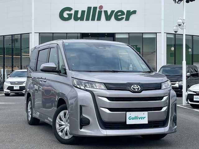 トヨタ ノア X 長崎県 2024(令6)年 0.6万km メタルストリームM 純正ディスプレイオーディオ/BT/Miracast/バックカメラ/両側パワースライドドア/トヨタセーフティセンス/レーダークルーズコントロール/ステアリングスイッチ/オートマチックハイビーム/LEDヘッドライト/ドライブレコーダー前後/スマートキー×2