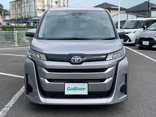 トヨタ ノア X 長崎県 2024(令6)年 0.6万km メタルストリームM 純正ディスプレイオーディオ/BT/Miracast/バックカメラ/両側パワースライドドア/トヨタセーフティセンス/レーダークルーズコントロール/ステアリングスイッチ/オートマチックハイビーム/LEDヘッドライト/ドライブレコーダー前後/スマートキー×2