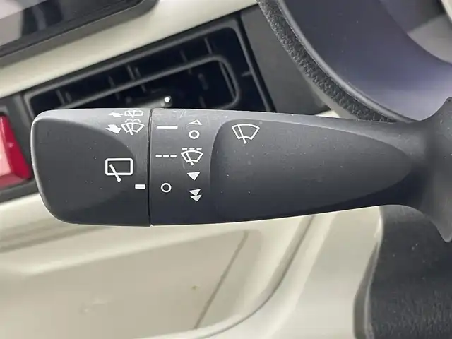 ダイハツ ムーヴ キャンバス ストライプス G ターボ 茨城県 2023(令5)年 1.5万km シャイニングホワイトパール/サンドベージュメタリック 純正9型DA/バックカメラ/フルセグ/USB/HDMI/ワイヤレス充電/衝突被害軽減ブレーキ/車線逸脱抑制装置/レーダークルーズコントロール/オートマチックハイビーム/クリアランスソナー/両側電動スライドドア/ETC/ドラレコ/シートヒーター/LEDヘッドライト/スマートキー