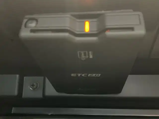 スバル ＸＶ ハイブリッド アドバンス 埼玉県 2020(令2)年 3.5万km クリスタルホワイトP ワンオーナー/アイサイトコアテクノロジー/・プリクラッシュブレーキ/・AT誤発進抑制機能/・AT誤後進抑制機能/・ツーリングアシスト/・全車速追従機能付きクルーズコントロール/・車線逸脱抑制機能/・ふらつき警報/・先行車発進お知らせ機能/アイサイトセイフティプラス（運転支援）/アイサイトセイフティプラス（視界拡張）/アダプティブドライビングLEDヘッドランプ/純正ナビ　フルセグTV/AM/FM/bluetooth/USB接続/運転席助手席8ウェイパワーシート（D席メモリ機能付き）/オートブレーキホールド/パドルシフト/ブラインドスポット/ドアバイザー/アクティブトルクスプリットAWD/ビルドインETC/保証書/取扱説明書