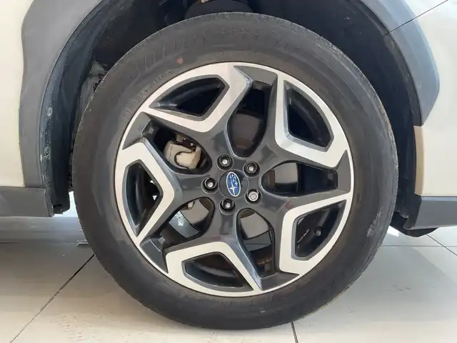 スバル ＸＶ ハイブリッド アドバンス 埼玉県 2020(令2)年 3.5万km クリスタルホワイトP ワンオーナー/アイサイトコアテクノロジー/・プリクラッシュブレーキ/・AT誤発進抑制機能/・AT誤後進抑制機能/・ツーリングアシスト/・全車速追従機能付きクルーズコントロール/・車線逸脱抑制機能/・ふらつき警報/・先行車発進お知らせ機能/アイサイトセイフティプラス（運転支援）/アイサイトセイフティプラス（視界拡張）/アダプティブドライビングLEDヘッドランプ/純正ナビ　フルセグTV/AM/FM/bluetooth/USB接続/運転席助手席8ウェイパワーシート（D席メモリ機能付き）/オートブレーキホールド/パドルシフト/ブラインドスポット/ドアバイザー/アクティブトルクスプリットAWD/ビルドインETC/保証書/取扱説明書