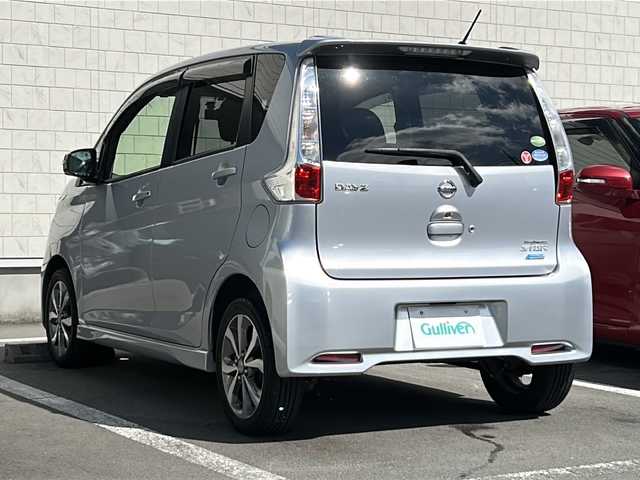 日産 デイズ ハイウェイスターG 静岡県 2014(平26)年 3.2万km クールシルバー 社外ナビ/ワンセグTV/社外CD/アラウンドビューカメラ/バックカメラ/プッシュスタート/純正15インチAW/ディスチャージ/フォグランプ/スマートキー/スペアキー/ETC