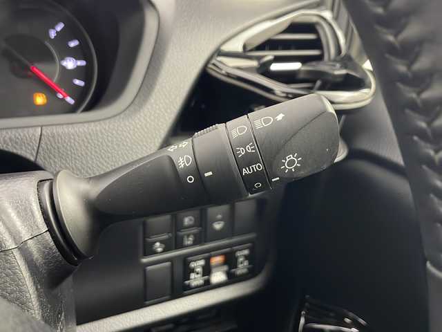トヨタ ヴォクシー ZS 秋田県 2017(平29)年 4.1万km ブラッキッシュアゲハガラスフレーク 4WD/carrozzeria社外ナビ/フルセグTV/CD/DVD/AM/FM/Bluetooth/HDMI　/フリップダウンモニター/両側パワースライドドア　/モデリスタエアロ　/バックカメラ　/衝突被害軽減システム　/クルーズコントロール　/レーンキープアシスト　/横滑り防止装置　/先行車発進告知/寒冷地仕様　/ワイパーデアイサー/ETC　/LEDヘッドライト/置くだけ充電/後席サンシェード/純正フロアマット