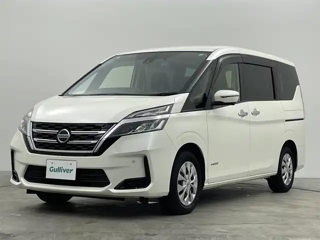 日産 セレナ X V 群馬県 2020(令2)年 5.2万km ブリリアントホワイトパール 純正SDナビ　全周囲カメラ　アラウンドビューモニター　純正フリップダウンモニター　クルーズコントロール　ＬＥＤヘッドライト　前後コーナーセンサー　ブラインドスポットモニタ　ビルトインＥＴＣ　ドライブレコーダー　純正フロアマット　スマートキー　
