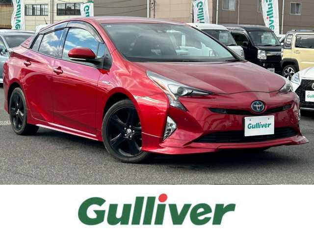 トヨタ プリウス A プレミアム　ツーリングセレ 広島県 2016(平28)年 4万km エモーショナルレッド 純正エアロ(フロント)/純正9インチSDナビ【DSZT-YC4T】/(AM/FM/Bluetooth/CD/DVD/フルセグTV)/バックカメラ/黒本革シート/パワーシート(D席)/シートヒーター(D/N席)/トヨタセーフティセンス/・LDA(レーンディパーチャーアラート)/・ふらつき警報機能/・オートマチックハイビーム/・PCS(プリクラッシュセーフティ)/・レーダークルーズコントロール(全車速追従機能付き)/ITS Connect/HUD(ヘッドアップディスプレイ)/BSM(ブラインドスポットモニター)/S-IPA(シンプルインテリジェントパーキングアシスト)/オートライト/クリアランスソナー/純正17インチアルミホイール/電格ウィンカーミラー/ドアバイザー/フロントフォグランプ/プッシュスタート/ステアリングスイッチ/純正フロアマット/スペアキー×1/保証書/取扱説明書