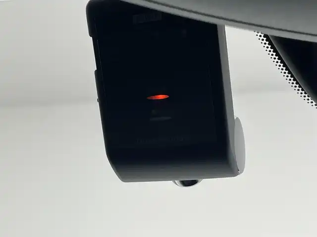 マツダ マツダ３ファストバック 20S Lパッケージ 愛知県 2019(令1)年 1.6万km スノーフレイクホワイトパールマイカ 純正８．８型ナビ　黒革　ＨＤＭＩ　禁煙車　ＨＵＤ　バックカメラ　シートヒーター　ＢＳＭ　前後ドラレコ　ＥＴＣ　衝突軽減　追従クルコン　メモリーシート　ＬＥＤオートライト　オートワイパー　フルセグＴＶ　DVD再生　