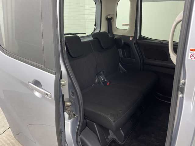 日産 デイズ ルークス HWS X Vセレクション 鹿児島県 2016(平28)年 6.4万km クールシルバー 純正ナビ/（AM/FM/CD/フルセグテレビ/Bluetooth）/アラウンドビューモニター/前後ドライブレコーダー/エマージェンシーブレーキ/ETC/両側パワースライドドア/後席サーキュレーター/純正AW15インチ/横滑り防止装置/ドアバイザー/スマートキー/スペアキー