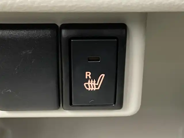 スズキ ラパン F リミテッド 愛知県 2017(平29)年 4.3万km フェニックスレッドパール シートヒーター　衝突軽減　禁煙　車線逸脱　カロッツェリアＣＤオーディオデッキ　レーダーブレーキサポート　ＨＩＤオートライト　プッシュスタート　アイドリングストップ　フロアマット　ドアバイザー　純正ＡＷ