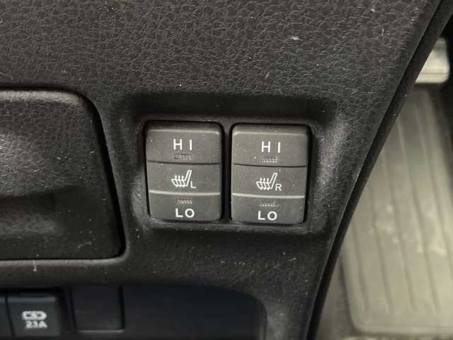 トヨタ ヴォクシー ハイブリッド ZS 煌Ⅲ 愛知県 2021(令3)年 4.7万km ブラック 純正9型ナビ/フリップダウンモニター/両側パワースライドドア/クルーズコントロール/シートヒーター/バックカメラ/コーナーセンサー/純正アルミホイール/LEDヘッドライト/リアオートエアコン/オートマチックハイビーム/ドライブレコーダー/ETC/ステアリングスイッチ/スマートキー/プッシュスタート