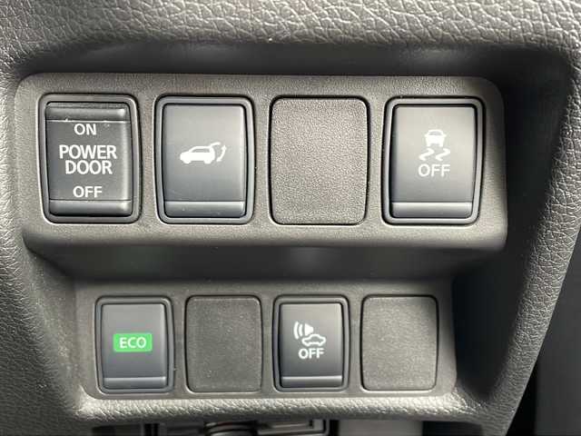 日産 エクストレイル ハイブリッド 20Xi 徳島県 2018(平30)年 5.8万km ダイヤモンドブラック 純正９インチナビ　MM518D-L/(AM.FM.CD.DVD.BT.フルセグ)/純正11インチフリップダウン/プロパイロット/エマージェンシーブレーキ/パワーバッグドア/インテリジェントルームミラー/ＬＥＤヘッドライト/ビルトインＥＴＣ/前後コーナーセンサー/純正フロアマット