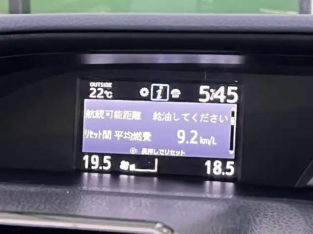 車両画像11