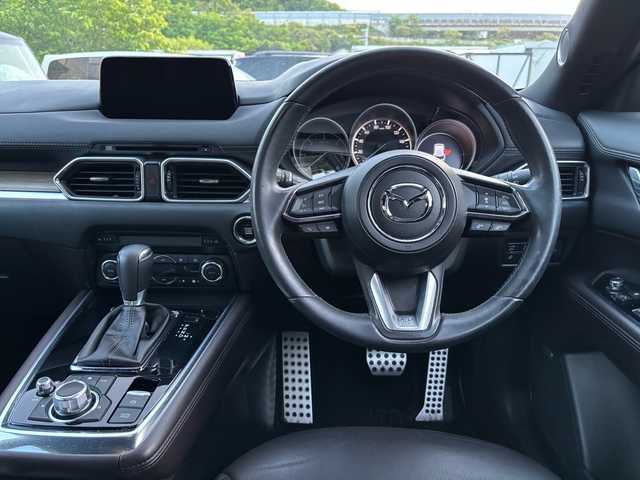 マツダ ＣＸ－８ XD Lパッケージ 福岡県 2018(平30)年 3.3万km スノーフレイクホワイトパールマイカ ワンオーナー/純正ナビ/（AM/FM/CD/DVD/SD/Bluetooth/USB/AUX/ワンセグTV）/クルーズコントロール追従あり/レーンキープ/パーキングアシスト/TCS/アイドリングストップ/アラウンドビューモニター/ハンズフリー/ビルドインETC/ドライブレコーダー（SD無し）/プッシュスタート/ハンドルヒーター/シートヒーター（運転席/助手席）/パワーシート（運転席/助手席）/純正アルミホイール/純正フロアマット/オートライト/フォグランプ/電格ミラー/保証書/取扱説明書