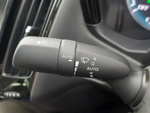 トヨタ クラウン ハイブリッド RS リミテッド 東京都 2020(令2)年 4.7万km ホワイトパールクリスタルシャイン サンルーフ/パノラミックビューモニター/インテリジェントパーキングアシスト/純正ナビ/ドライブレコーダー/ビルトインETC2.0/トヨタセーフティセンス/プリクラッシュセーフティ/レーントレーシングアシスト/レーダークルーズコントロール/アダプティブハイビームシステム/ブラインドスポットモニター/コーナーセンサー/ハーフレザーシート/シートヒーター/ハンドルヒーター/AC100V/LEDヘッドライト/純正18インチAW