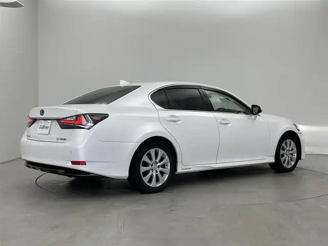 レクサス ＧＳ 300h Iパッケージ 埼玉県 2018(平30)年 4.7万km ソニッククォーツ メーカーナビ　黒レザーシート　三眼ＬＥＤ　ＢＳＭ　パワートランク　クリアランスソナー　ステアリングヒーター　シートヒーター　ベンチレーション　純正ドラレコ　ＥＴＣ　レーダークルーズコントロール