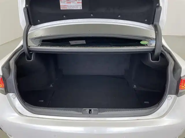 レクサス ＧＳ 300h Iパッケージ 埼玉県 2018(平30)年 4.7万km ソニッククォーツ メーカーナビ　黒レザーシート　三眼ＬＥＤ　ＢＳＭ　パワートランク　クリアランスソナー　ステアリングヒーター　シートヒーター　ベンチレーション　純正ドラレコ　ＥＴＣ　レーダークルーズコントロール