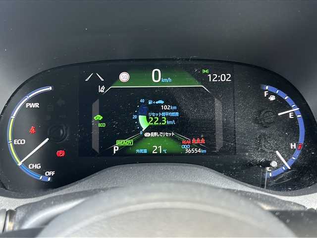 トヨタ ヤリスクロス ハイブリッド Z 静岡県 2023(令5)年 3.7万km ブラックマイカ 純正ディスプレイオーディオ/・アラウンドビューモニター/・フロントカメラ/・サイドカメラ/・USB/・Bluetooth/・AppleCarPlay/・AndroidAuto/主要装備/・プッシュスタート/・ETC車載器/・前後ドライブレコーダー/・前席シートヒーター/・ステアリングヒーター/・純正18インチAW/・オートマチックハイビーム/・LEDヘッドライト/・運転席パワーシート/・ハーフレザーシート/・純正フロアマット/安全装備/・プリクラッシュセーフティ/・レーンディパーチャーアラート/・レーダークルーズコントロール/・前後ソナー/・パーキングサポートブレーキ/・ロードサインアシスト