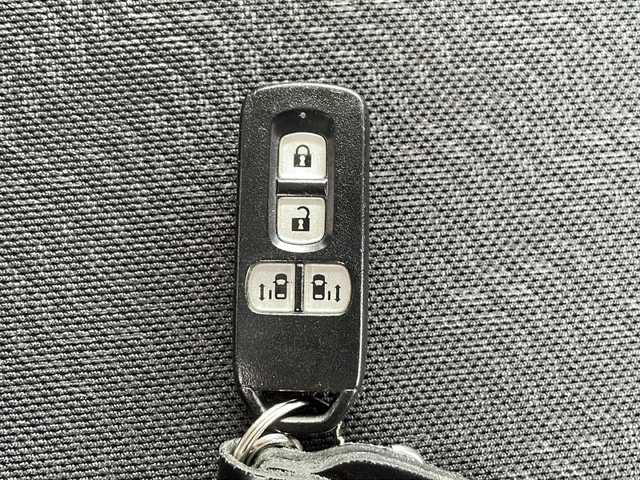 ホンダ Ｎ ＢＯＸ カスタム G Lパッケージ 静岡県 2012(平24)年 7.5万km プレミアムディープロッソパール 両側パワースライドドア/キセノンライト/オートライト/純正アルミホイール/ステアリングスイッチ/スマートキー/プッシュスタート
