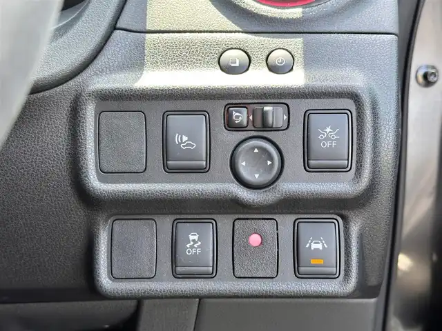 日産 ノート e－パワー ニスモ 宮城県 2020(令2)年 3.6万km ダークメタルグレー インテリジェントアラウンドビューモニター/インテリジェントルームミラー/ドアミラーヒーター/LEDヘッドランプ/インテリジェントクルーズコントロール/車線逸脱防止支援システム/＝＝＝/インテリジェントエマージェンシーブレーキ/車線逸脱警報/踏み間違い衝突防止アシスト/フロント＆バックソナー/ハイビームアシスト/純正ナビ（MM319D-L）/・CD/DVD/・Bluetooth/・フルセグTV/ETC/ドライブレコーダー/オートライト/革巻きステアリング/ステアリングスイッチ/スマートキー＆プッシュスタート/電動格納ミラー/アルミ製ペダル/純正16インチAW/純正フロアマット/ラゲッジマット/ドアバイザー/Wエアバッグ