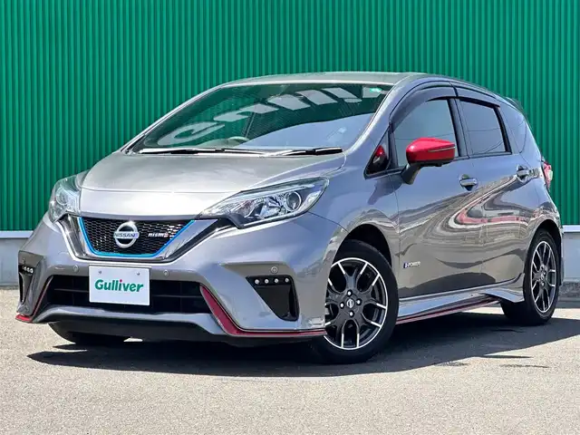 日産 ノート e－パワー ニスモ 宮城県 2020(令2)年 3.6万km ダークメタルグレー インテリジェントアラウンドビューモニター/インテリジェントルームミラー/ドアミラーヒーター/LEDヘッドランプ/インテリジェントクルーズコントロール/車線逸脱防止支援システム/＝＝＝/インテリジェントエマージェンシーブレーキ/車線逸脱警報/踏み間違い衝突防止アシスト/フロント＆バックソナー/ハイビームアシスト/純正ナビ（MM319D-L）/・CD/DVD/・Bluetooth/・フルセグTV/ETC/ドライブレコーダー/オートライト/革巻きステアリング/ステアリングスイッチ/スマートキー＆プッシュスタート/電動格納ミラー/アルミ製ペダル/純正16インチAW/純正フロアマット/ラゲッジマット/ドアバイザー/Wエアバッグ