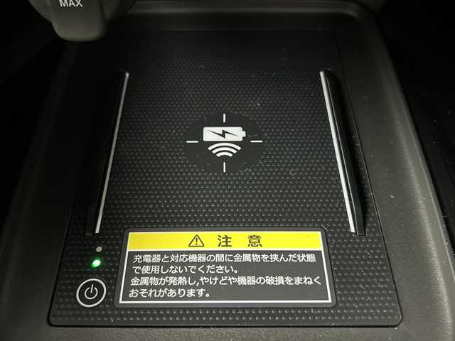 ホンダ ヴェゼル ハイブリッド e:HEV Z 愛知県 2025(令7)年 0.1千km パール 登録未使用車/Honda CONNECTディスプレーオーディオ/・フルセグTV/BT/Apple Car Play/Android Auto/ETC2.0車載器/ワイヤレス充電器/ホンダセンシング/・衝突被害軽減システム/・レーンキープアシスト/・クルーズコントロール/・オートマチックハイビーム/電動リアゲート/ブラインドスポットモニター/LEDヘッドライト/電子パーキングスイッチ/ハーフレザーシート/前席シートヒーター/純正18インチAW/革巻きステアリング/ステアリングヒーター/ステアリングスイッチ/スマートキー＆プッシュスタート