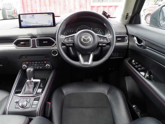 マツダ ＣＸ－５ 20S ブラックトーンED 千葉県 2023(令5)年 3.4万km ジェットブラックマイカ i-ACTIVSENSE/・スマートブレーキサポート/・ブラインドスポットモニタリング/・レーンキープ・アシスト・システム/アクティブ・ドライビング・ディスプレイ/クルーズコントロール/ハーフレザーシート/運転席パワーシート/前席シートヒーター/純正SDナビ/地デジTV/【Bluetooth接続】/【Apple CarPlay　Android Auto対応】/360°ビュー・モニター/ドライブレコーダー/ETC/LEDヘッドライト/ウインカーミラー/コーナーセンサー/純正19インチアルミホイル/サイド/カーテンエアバッグ/アドバンストキーレスエントリー
