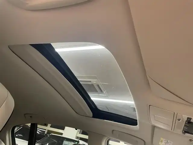 ホンダ レジェンド ハイブリッド EX 群馬県 2020(令2)年 6.2万km プレミアムディープロッソパール ホンダセンシング/SH-AWD/サンルーフ/ジュエルアイLEDヘッドライト/純正メーカーナビ/・フルセグTV/・CD/DVD/BT/・HDMI/AUX/USB/iPod/・AM.FM/全方位カメラ/コーナーセンサー/ETC/ドライブレコーダー/白レザーシート/前席パワーシート(D席メモリ付)/前席エアーシート/全席シートヒーター/革巻きステアリング/ステアリングスイッチ/パドルシフト/ステアリングヒーター/KRELLサウンド/スマートキー/プッシュスタート/置くだけ充電/フォグランプ/オートライト/純正19インチAW/純正フロアマット/横滑り防止システム/電動格納ウィンカーミラー/リアサンシェード