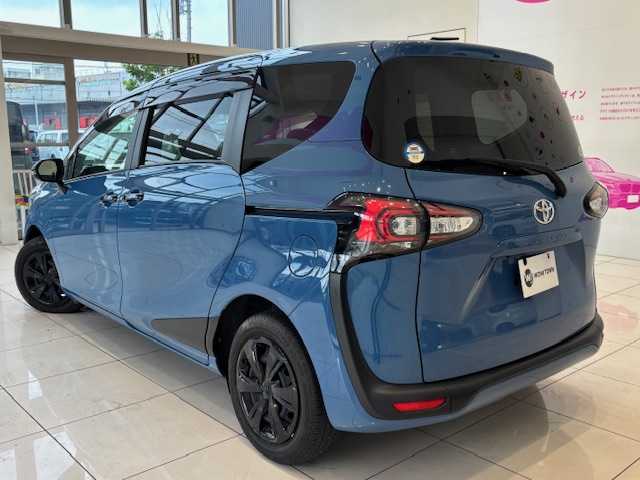 トヨタ シエンタ ファンベースG グランパー 埼玉県 2020(令2)年 3.5万km グレイッシュブルー トヨタセーフティセンス/純正SDナビ/　　CD/DVD/BT/フルセグ/パノラミックビューモニター/両側パワースライドドア/LEDオートライト/ステアリングスイッチ/アイドリングストップ/スマートキー2本/ビルトインETC/禁煙車