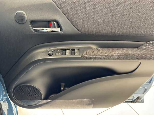 トヨタ シエンタ ファンベースG グランパー 埼玉県 2020(令2)年 3.5万km グレイッシュブルー トヨタセーフティセンス/純正SDナビ/　　CD/DVD/BT/フルセグ/パノラミックビューモニター/両側パワースライドドア/LEDオートライト/ステアリングスイッチ/アイドリングストップ/スマートキー2本/ビルトインETC/禁煙車