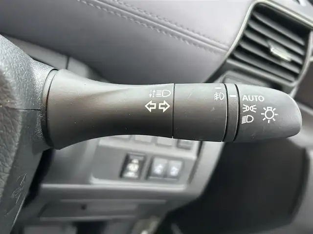 日産 セレナ ハイウェイスター V 島根県 2021(令3)年 1.8万km ブリリアントホワイトパール 純正10型ＳＤナビ　/フルセグＴＶ　/ＤＶＤ再生　/Ｂｌｕｅｔｏｏｔｈ接続　/バック／サイド／フロント／全方位カメラ　/前後ドライブレコーダー　/ビルトインＥＴＣ　/両側パワースライドドア　/レーダークルーズコントロール　/衝突軽減ブレーキ/アイドリングストップ/レーンキープアシスト/前後コーナーセンサー/スマートキー/プッシュスタート　/純正ＬＥＤヘッドライト　/純正１５インチアルミホイール/純正フロアマット/スペアキー